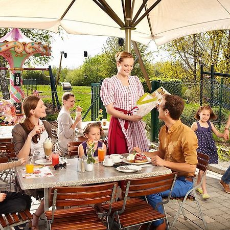 Landzeit Motor-Hotel St. Valentin Bagian luar foto