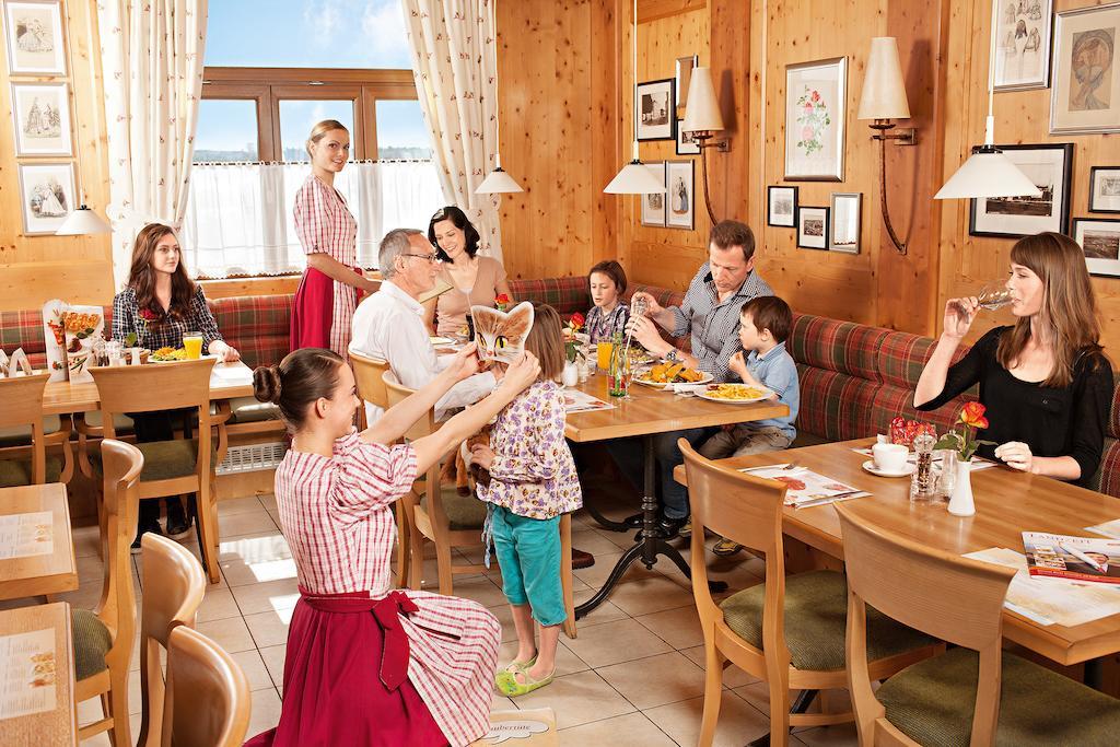 Landzeit Motor-Hotel St. Valentin Bagian luar foto